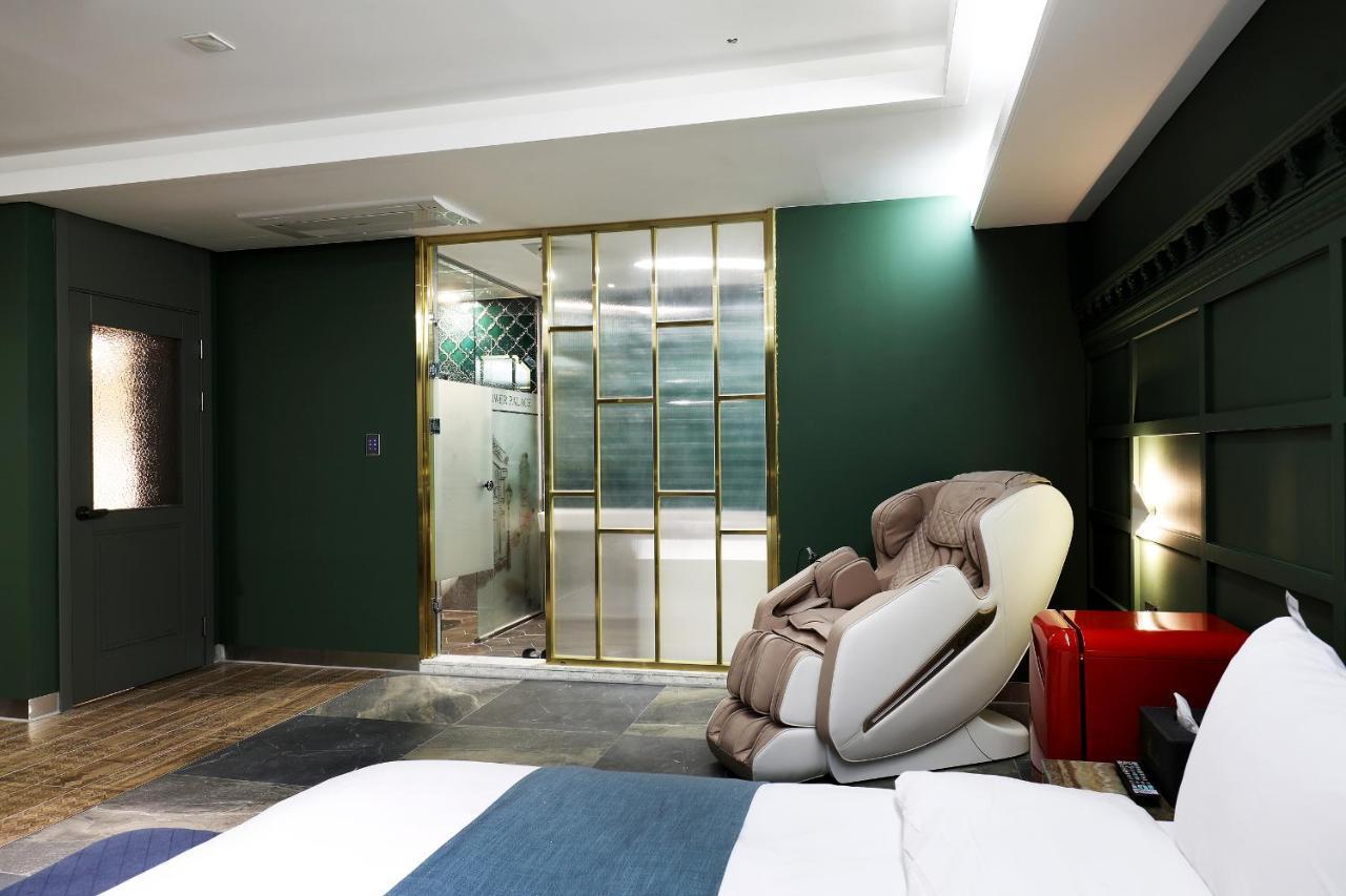 El Tower Hotel Gunsan Extérieur photo
