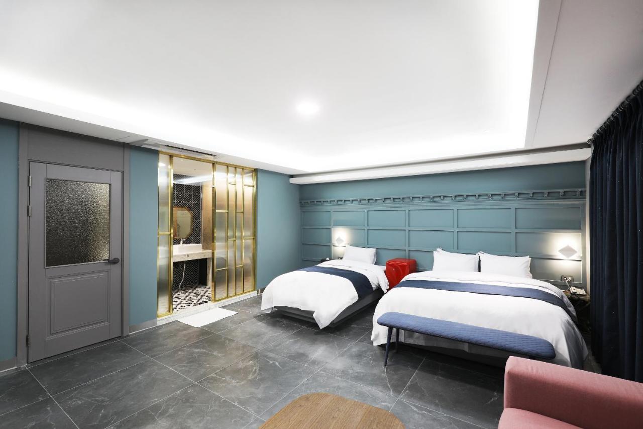 El Tower Hotel Gunsan Extérieur photo