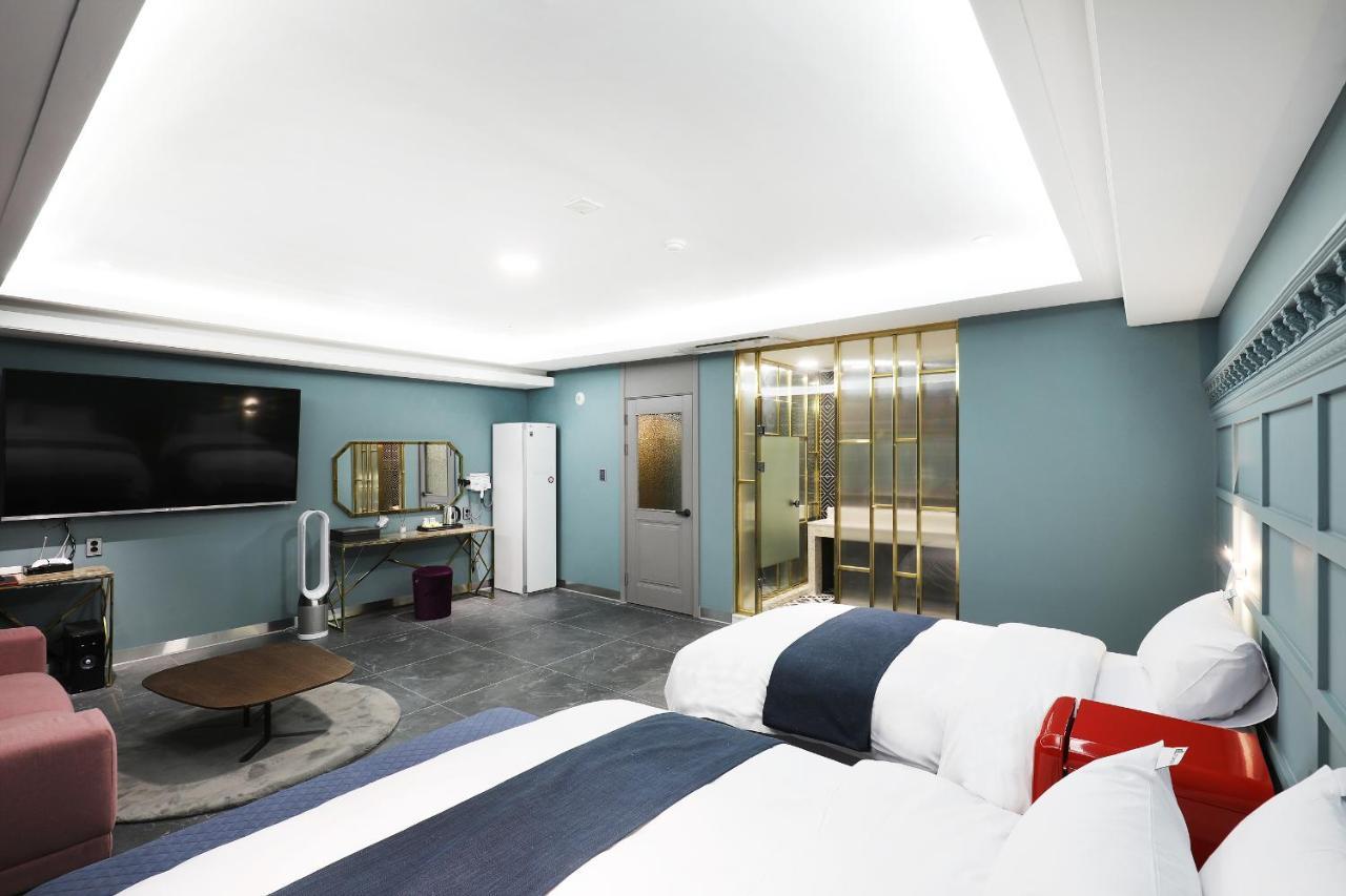 El Tower Hotel Gunsan Extérieur photo