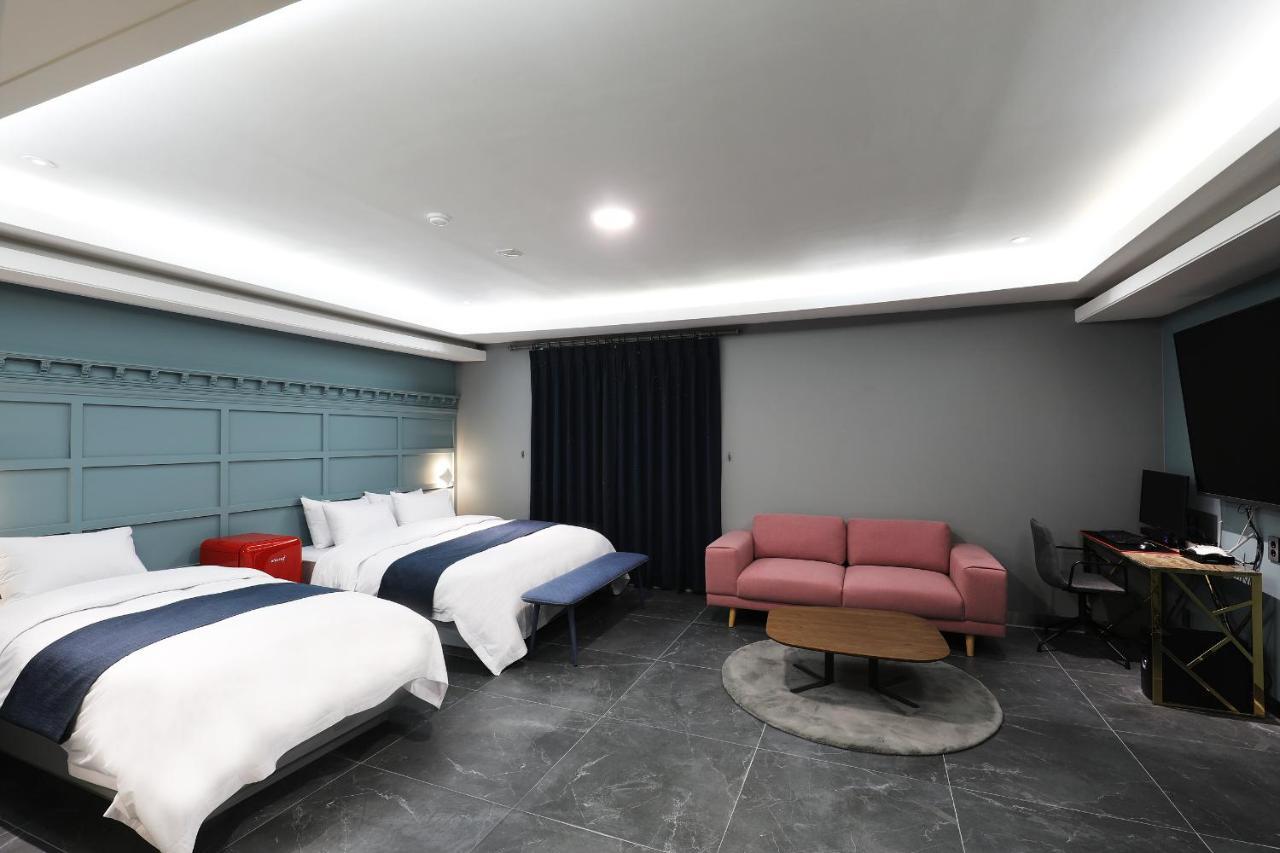El Tower Hotel Gunsan Extérieur photo