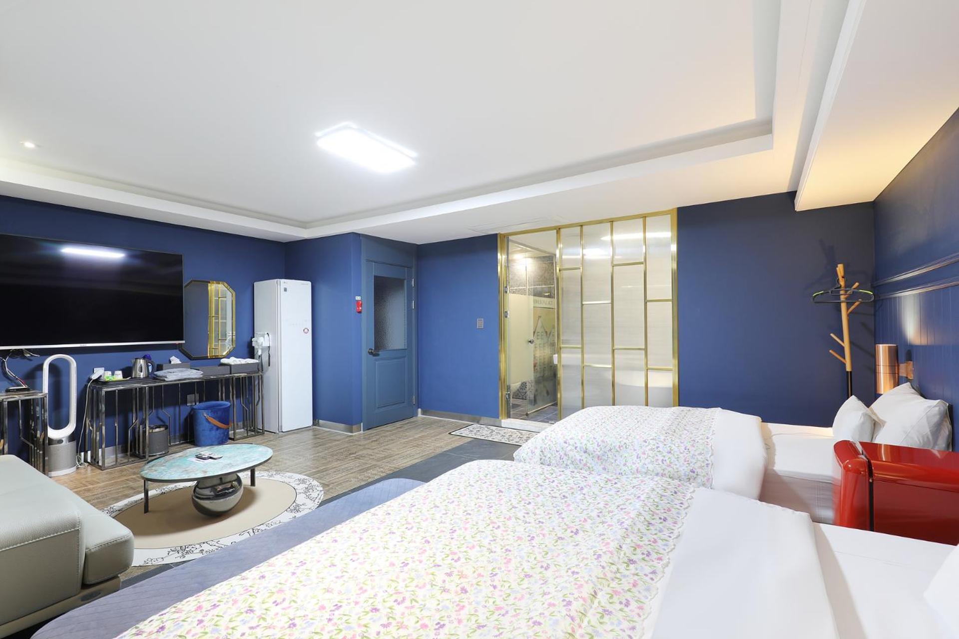 El Tower Hotel Gunsan Extérieur photo